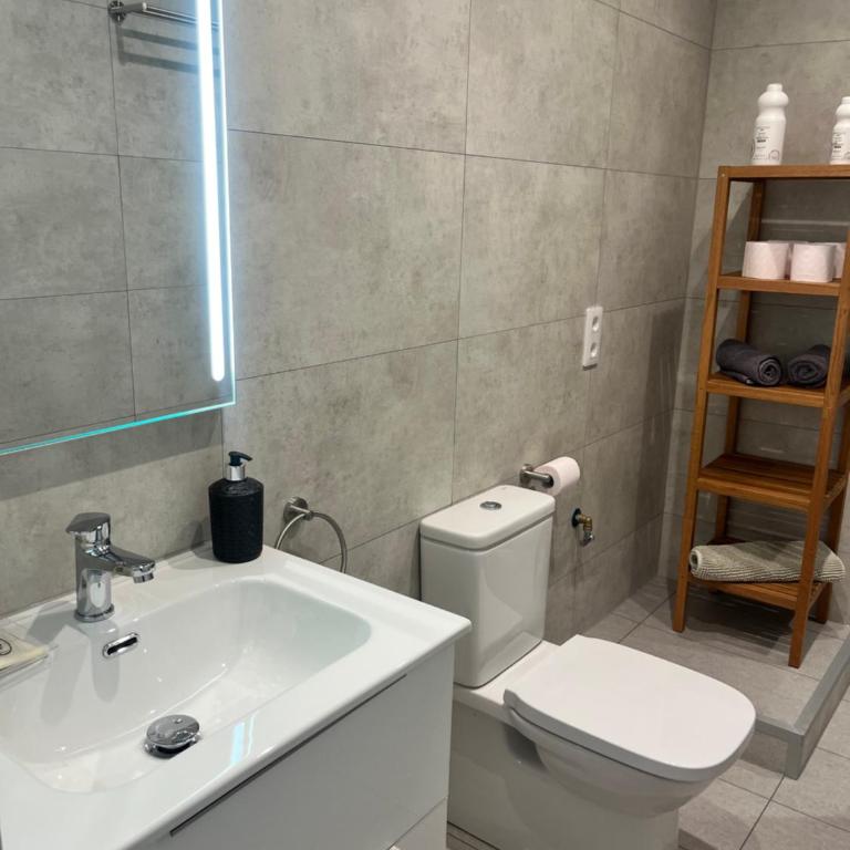 Apartamento a pie de Pistas con Parking Privado - Apartamento de 2 dormitorios - 19