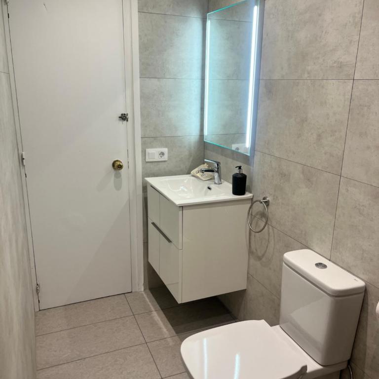 Apartamento a pie de Pistas con Parking Privado - Apartamento de 2 dormitorios - 18