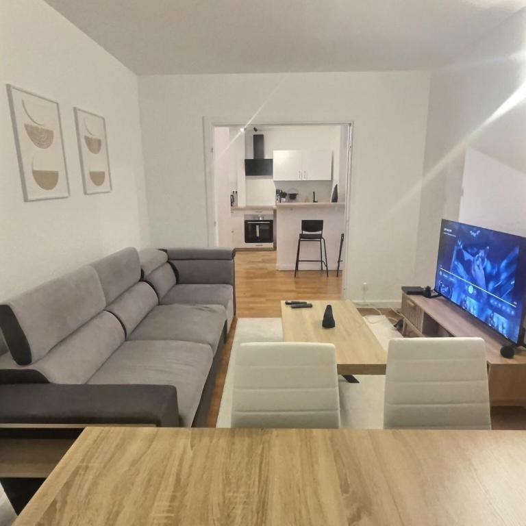 Large apartment for 10 people Saint Fargeau - Appartement - 1