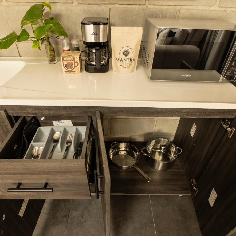 Loft Acogedor y con Estilo en la Mejor Zona - Apartamento de 1 dormitorio - 5