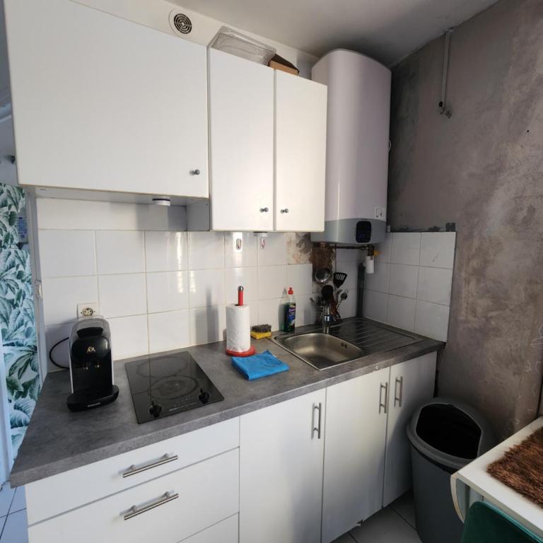 Quiet Cosy Apartment near Montmartre - Paris - Appartement 1 Chambre - 28