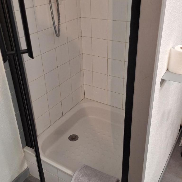 LYON Studio proche de la gare Partdieu- westfield - Apartamento de 1 dormitorio - 2