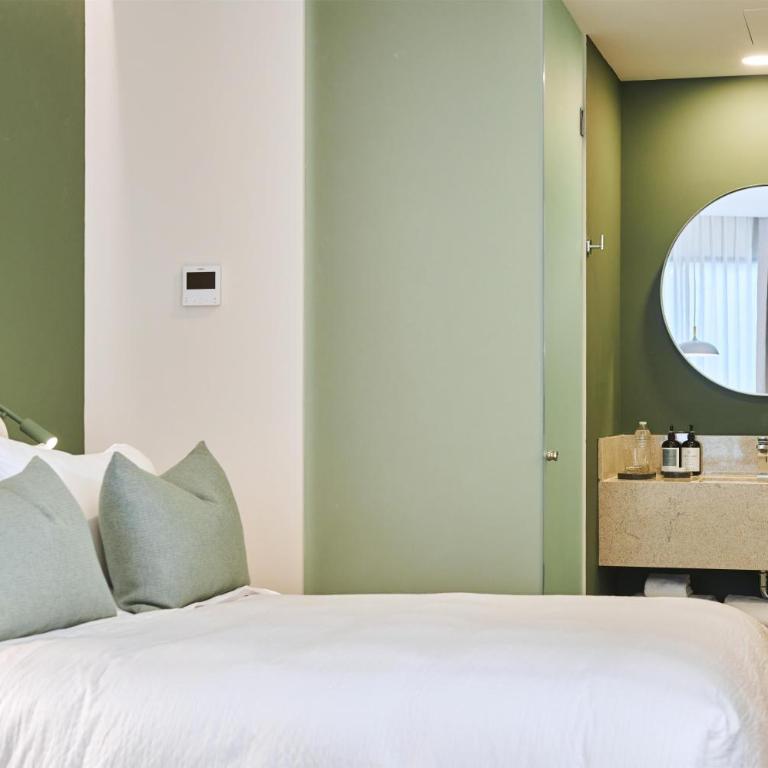 WorldHotels Guadalajara Zona Andares - Habitación Deluxe con 2 camas grandes - No fumadores - 5