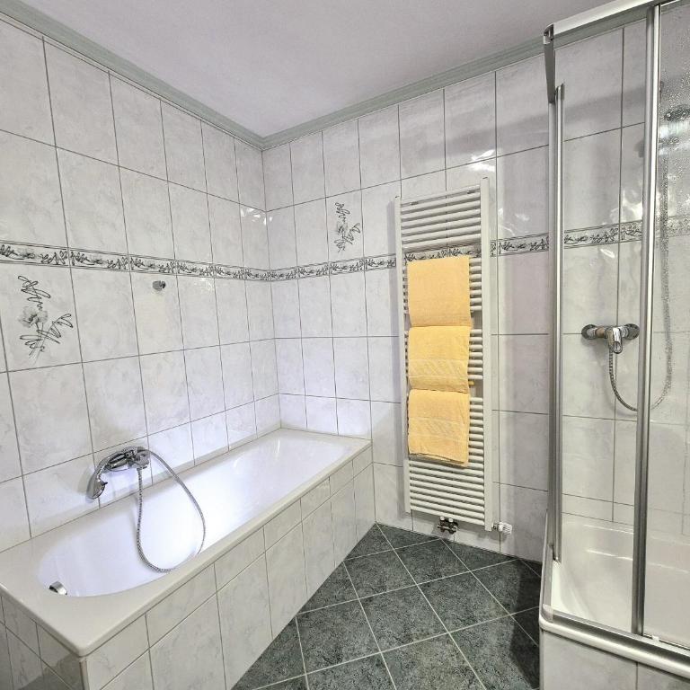 Haus Berghof Bad Gastein - Apartment mit 3 Schlafzimmern und Aussicht - 8