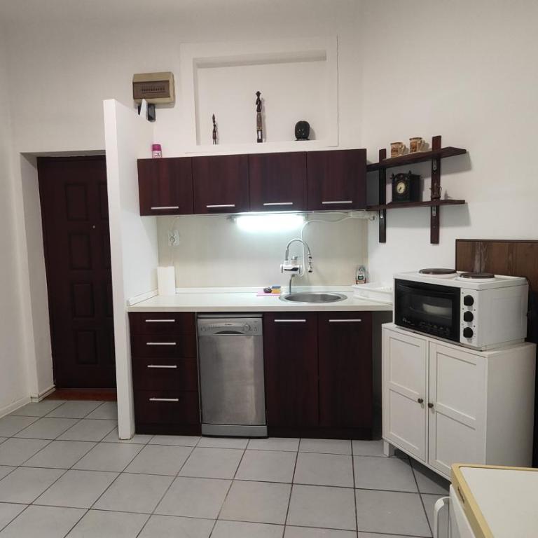 M Apartment - One-Bedroom Apartment - 6