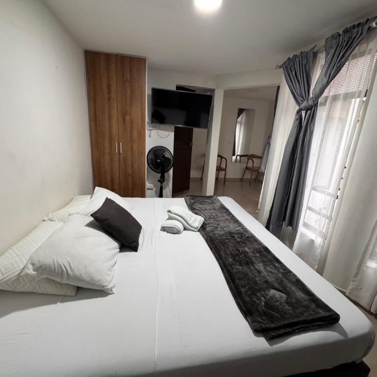 Hotel Torre Ejecutiva Pereira - Habitación Doble con baño privado - 19