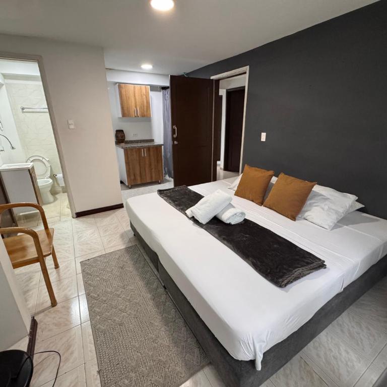 Hotel Torre Ejecutiva Pereira - Habitación Doble con baño privado - 23