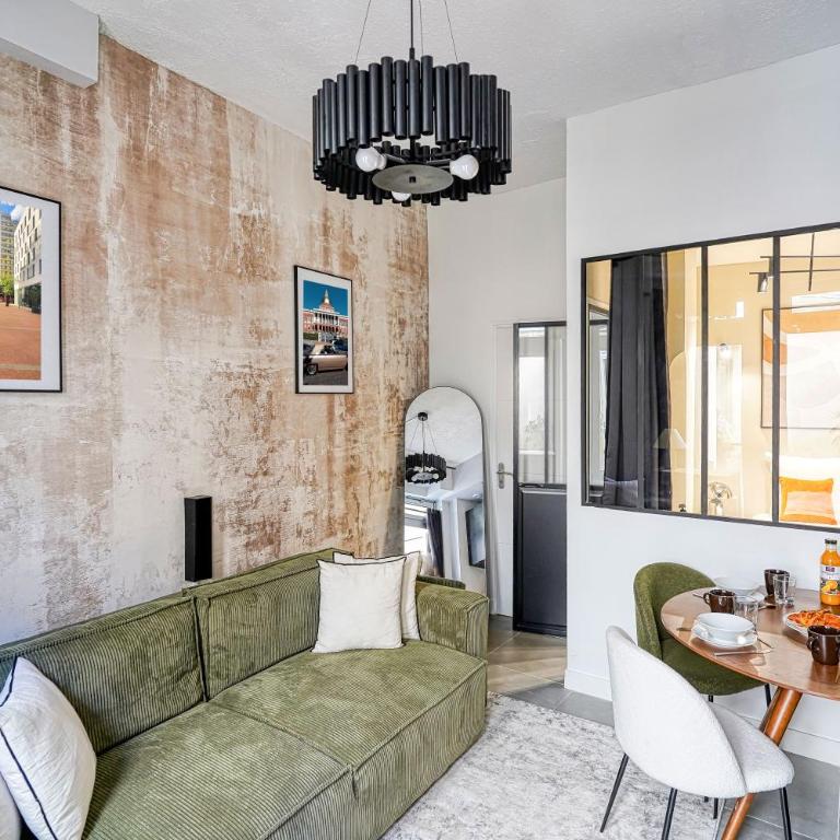 Charming Parisian loft for 2 to 4 people - One-Bedroom Apartment - 13