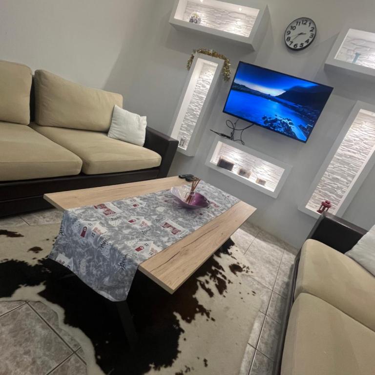 Cute and Cozy - One-Bedroom Apartment - 2