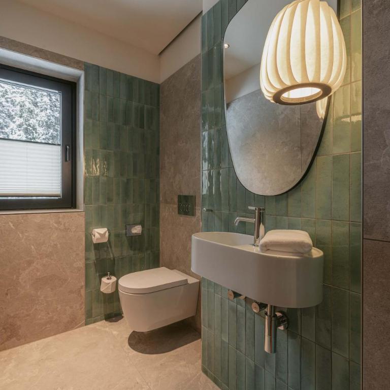New Hotel Kristberg in Lech with SPA, outdoor pool and view - Presidential Suite - 13