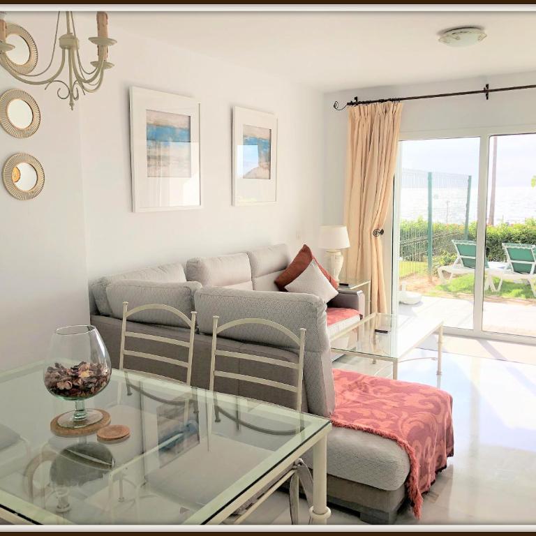 Mi Capricho, Ground Floor Apartments with private gardens - Apartamento con 3 dormitorios - Frente al océano - 21