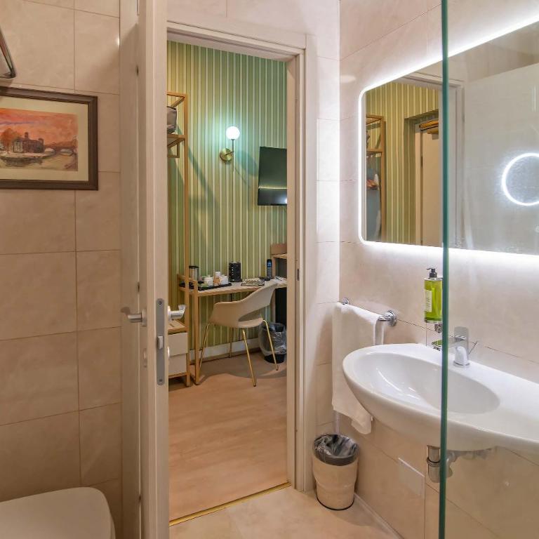 Gambrinus Hotel - Single Room - 7