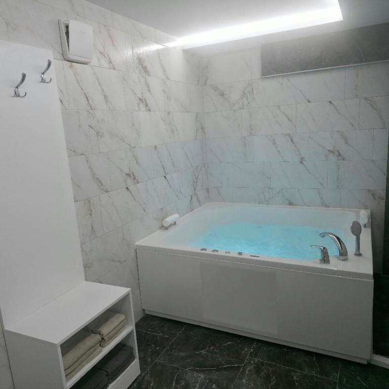 LUX Apartman Tara Pale Jahorina - Two-Bedroom Apartment - 10
