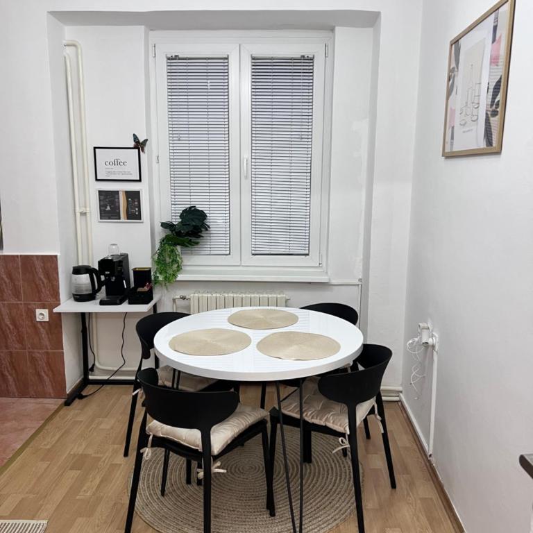 The Butterfly Apartment - Porodični Apartman sa 2 Spavaće Sobe - 17