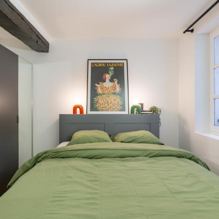 Bright Modern Vintage Renovated Flat In Le Marais - Apartment - 2