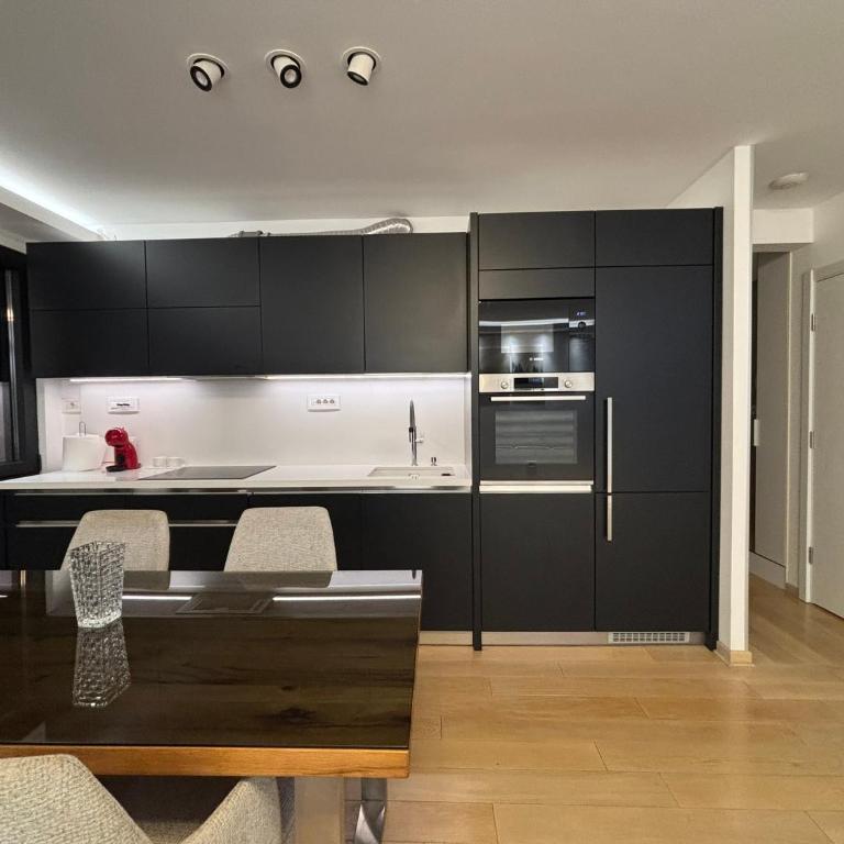 Vist Sava Center Residence - Two-Bedroom Apartment with Terrace - 6