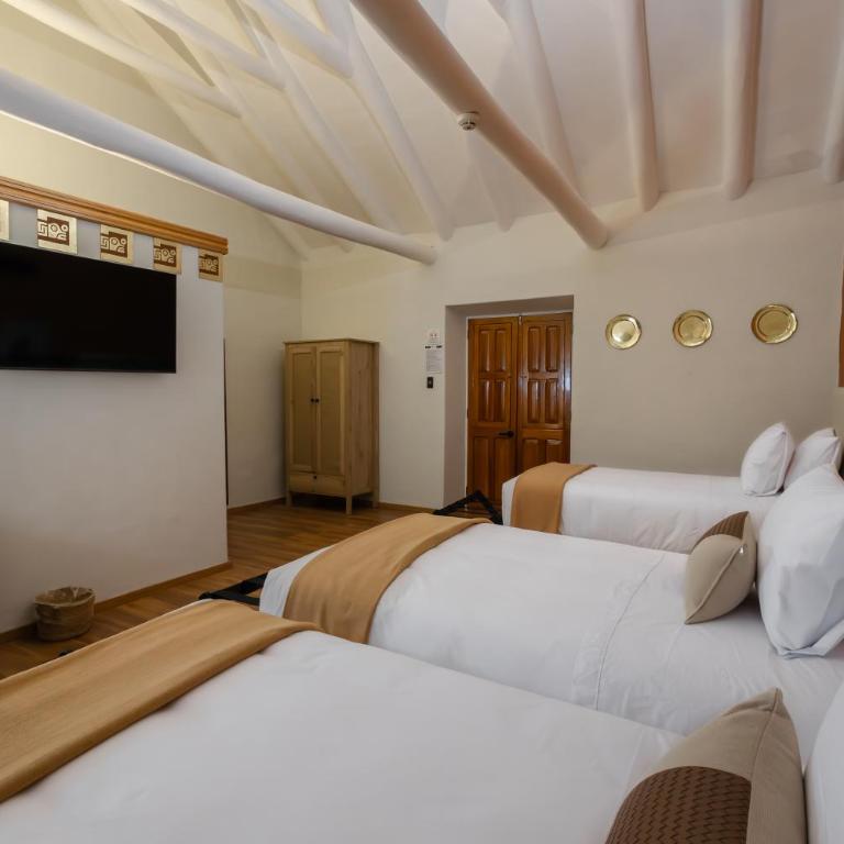 Hotel Hacienda Sonqori Centro Histórico - Standard Triple Room - 8