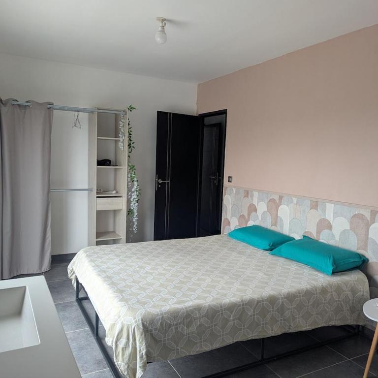 Villa au calme avec vue imprenable - Villa - 9