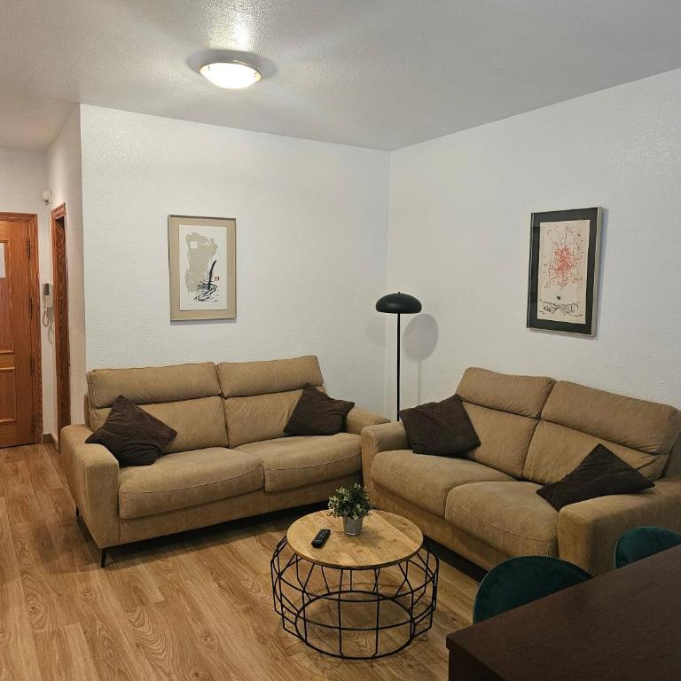 Vivienda turistica Rafael Terol - Three-Bedroom Apartment - 9