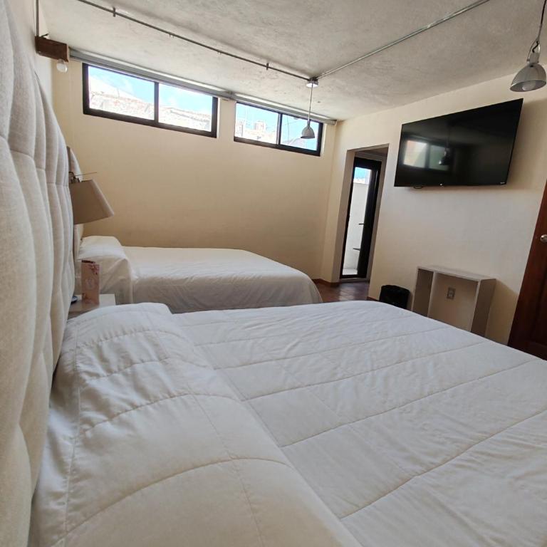 Hostalgia Casa Zul - Habitación Doble con baño privado - 7