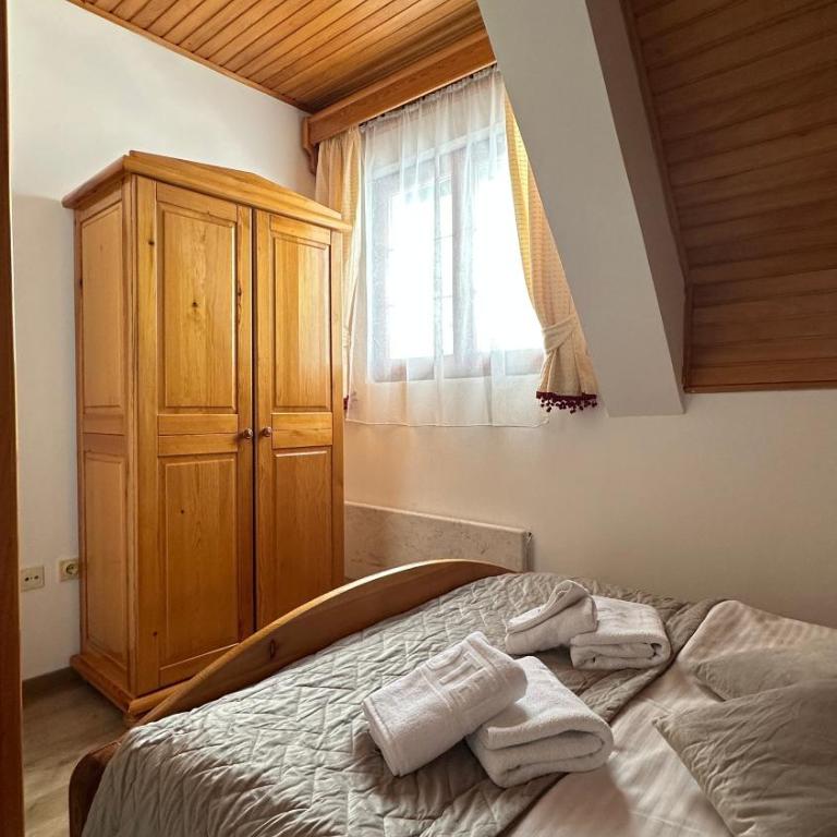 KRALjEVI KONACI ZLATIBOR - Standard Two-Bedroom Apartment - 3