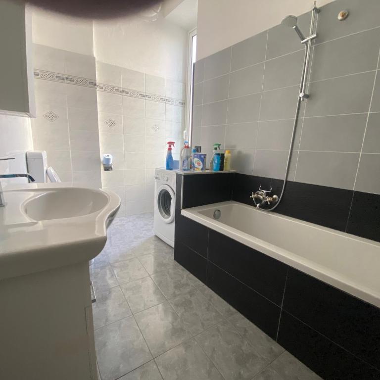 Bed'n Fast Savona - Appartamento - 8