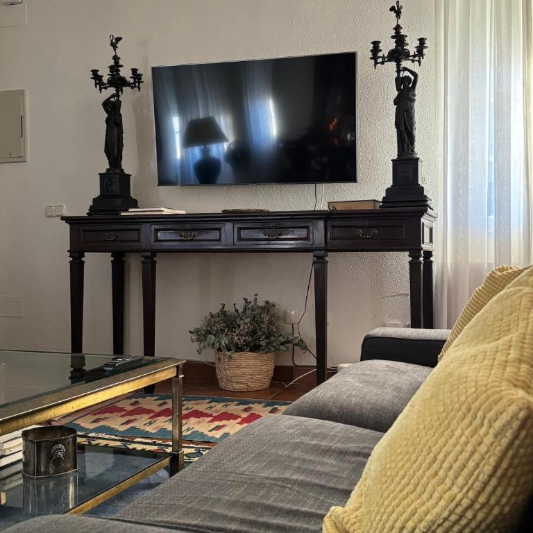 Casa Santa Ana - Four-Bedroom House - 8