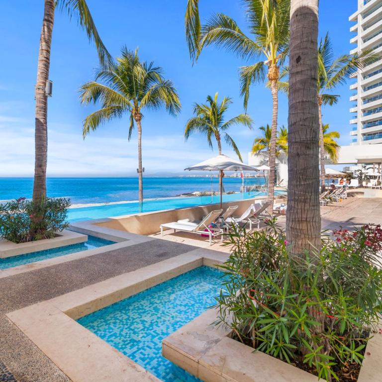 Modern Apartment with Ocean Views - Harbor - Hotel Zone - One-Bedroom Apartment - 26
