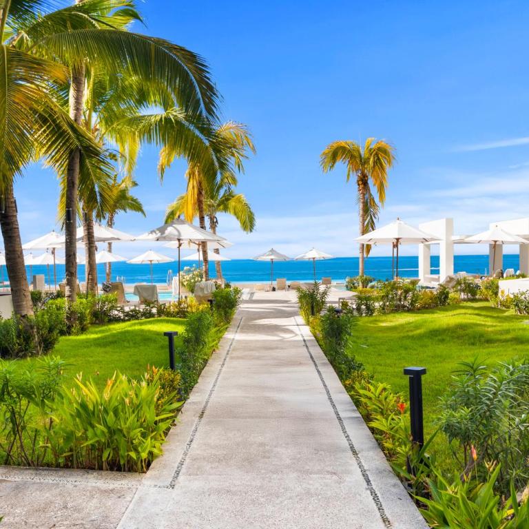 Modern Apartment with Ocean Views - Harbor - Hotel Zone - One-Bedroom Apartment - 29