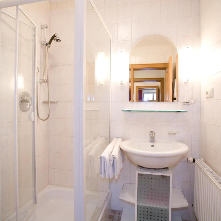 Ferienwohnungen am Hausberg - Apartment mit 1 Schlafzimmer - 4
