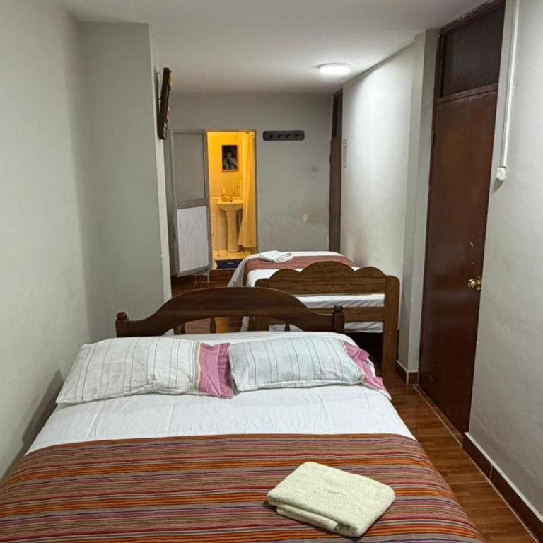 Hospedaje Quillabamba - Habitación Triple Básica - 3