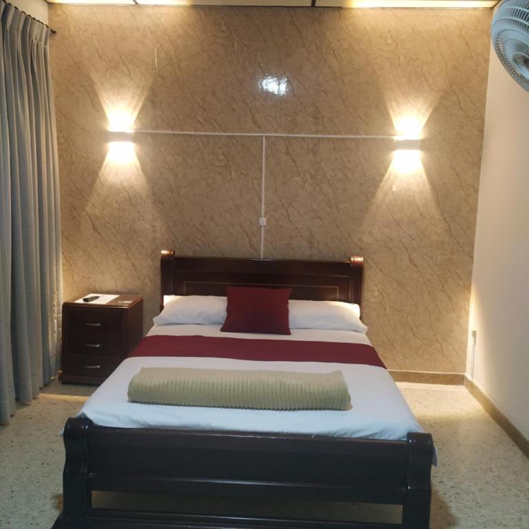 Hotel Ejecutivo - Double Room with Private Bathroom - 2