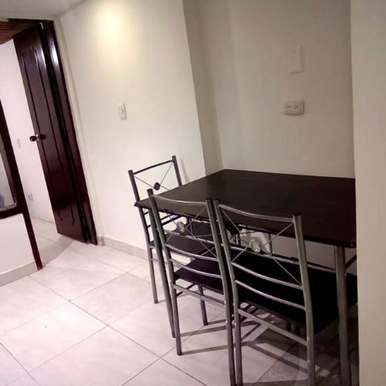 Casa Marin Suba, tres niveles a 30 Min del airport - Casa de 4 dormitorios - 8
