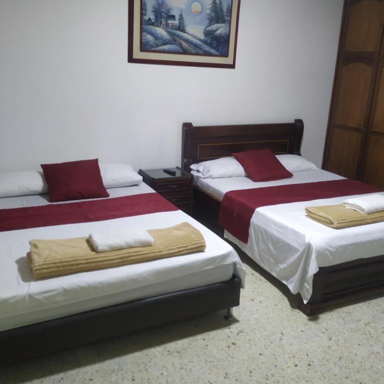 Hotel Ejecutivo - Twin Room - 1