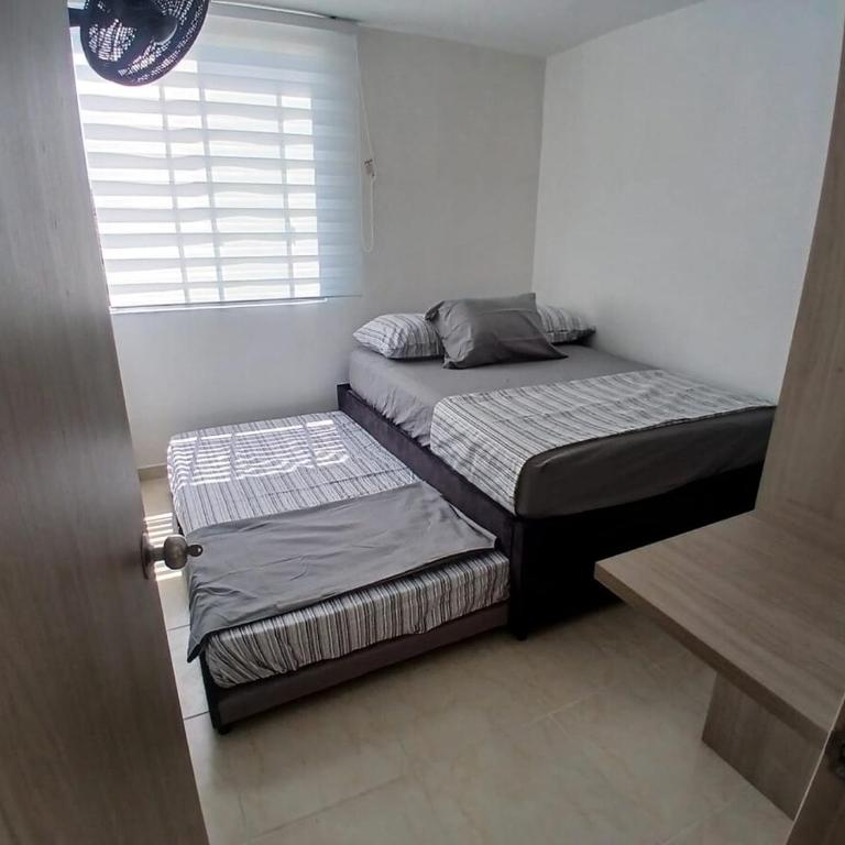 Tu Refugio Vacacional en Ricaurte - Two-Bedroom Apartment - 3
