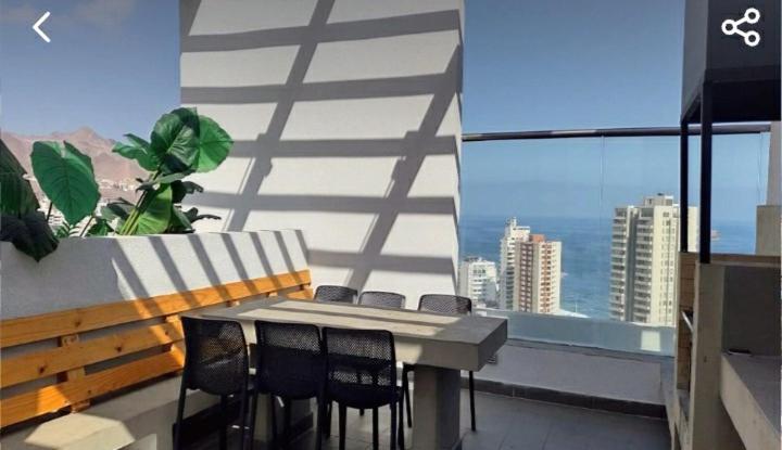 Moderno departamento 2D y 2B cerca de clinicas, parque brasil, playa y restaurantes - Apartamento de 2 dormitorios - 4
