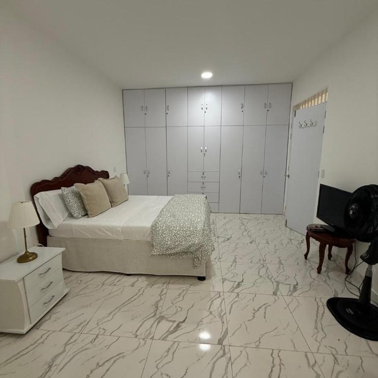 Casa grande y cómoda en San Antonio-Cali - Casa de 4 dormitorios - 14