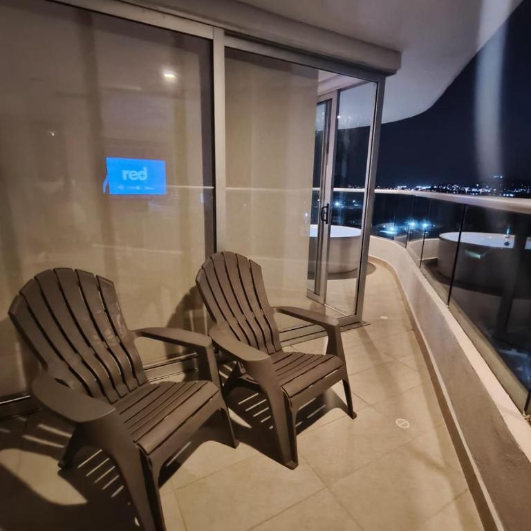Oceani Cartagena - Three-Bedroom Apartment - 4
