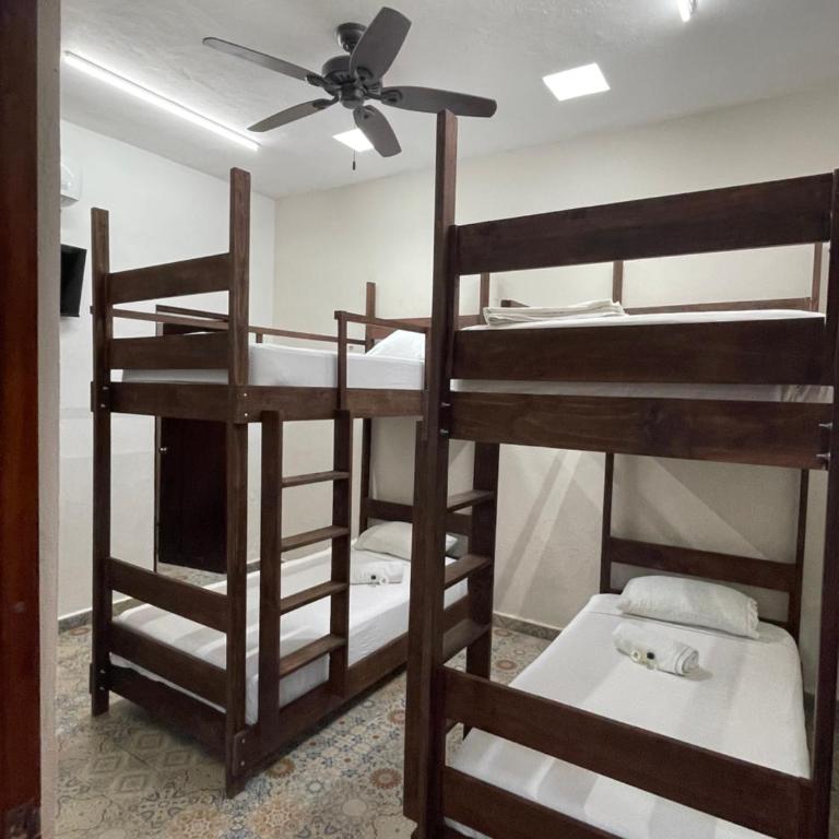 My Family In Merida Hostel - Classic Quadruple Room - 4