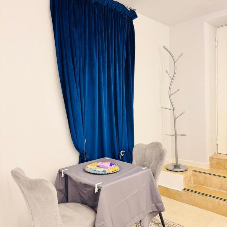 Moonlight Apartment - One-Bedroom House - 15