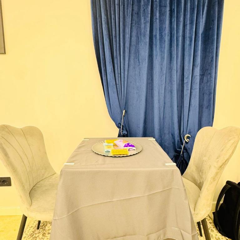 Moonlight Apartment - One-Bedroom House - 18