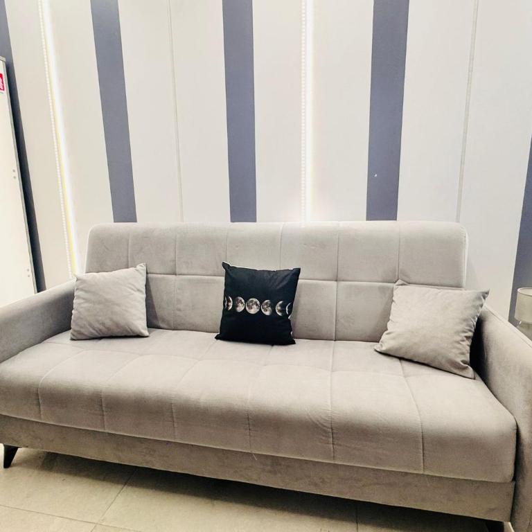 Moonlight Apartment - One-Bedroom House - 16