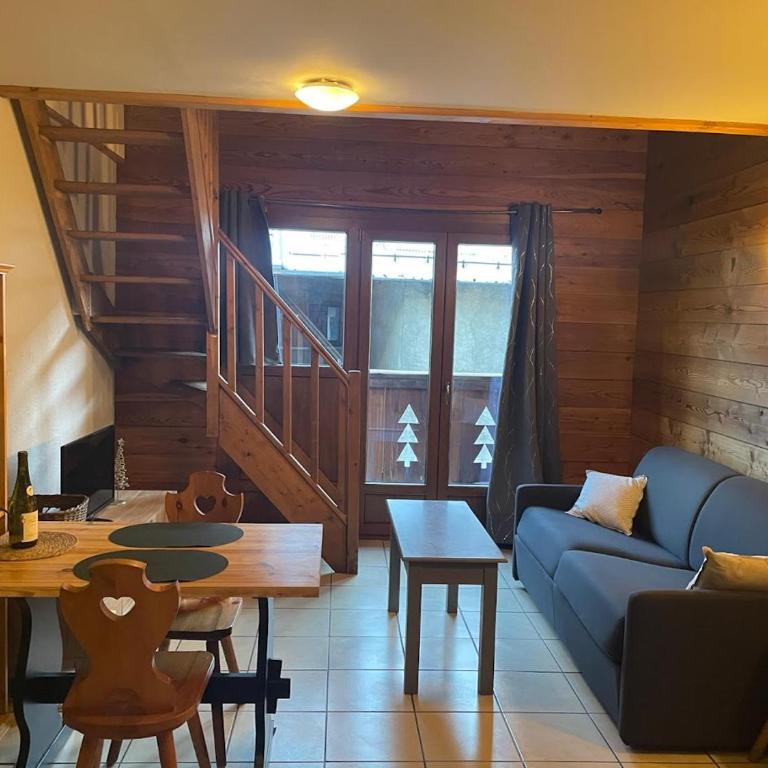 Le Serena Duplex, Studio avec mezzanine et garage - Apartment mit 1 Schlafzimmer - 1