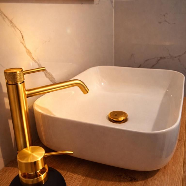 Nuvola Luxury suite con Idromassaggio Privato & Relax romantico - One-Bedroom Apartment - 4