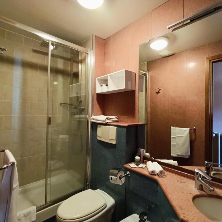 B&B A Florence View - Budget Double or Twin Room - 4
