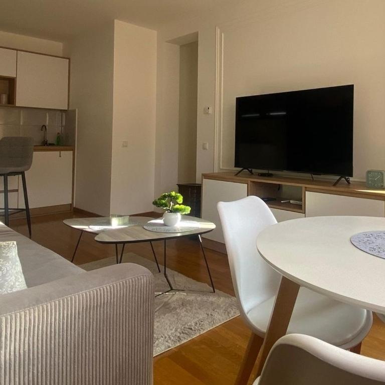 Apartment Good host - One-Bedroom Apartment - 2