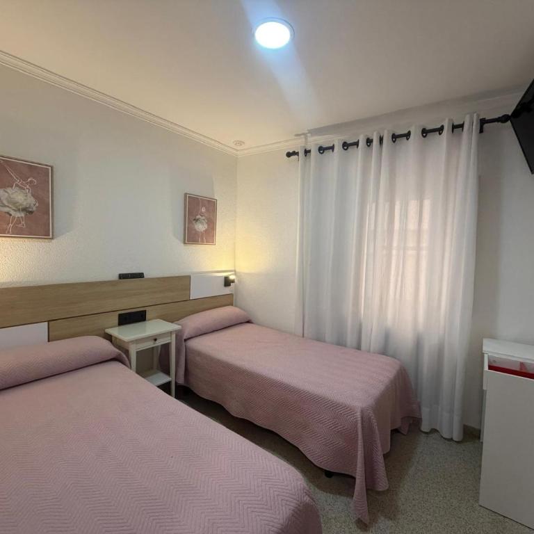 Hostal Bahía - Habitación Doble - 2 camas - 2
