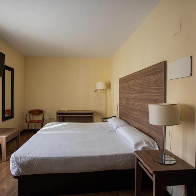 Hotel Centro Los Braseros - Habitación Doble - 1 o 2 camas - Ático - 2