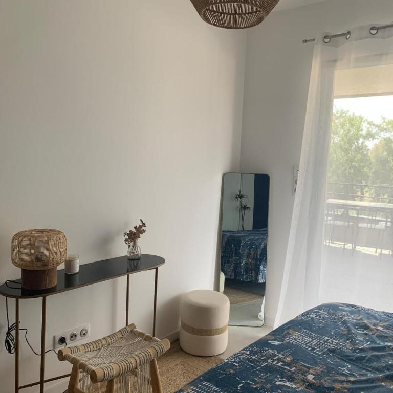 Superb flat with a lovely view of the mountains - Two-Bedroom Apartment - 10