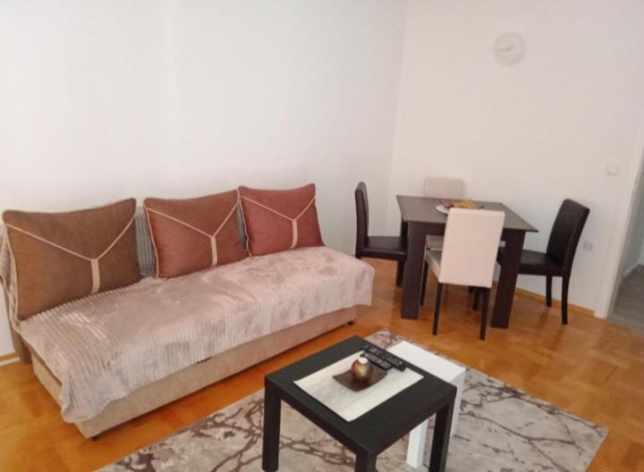 Apartman Vera - One-Bedroom Apartment - 8